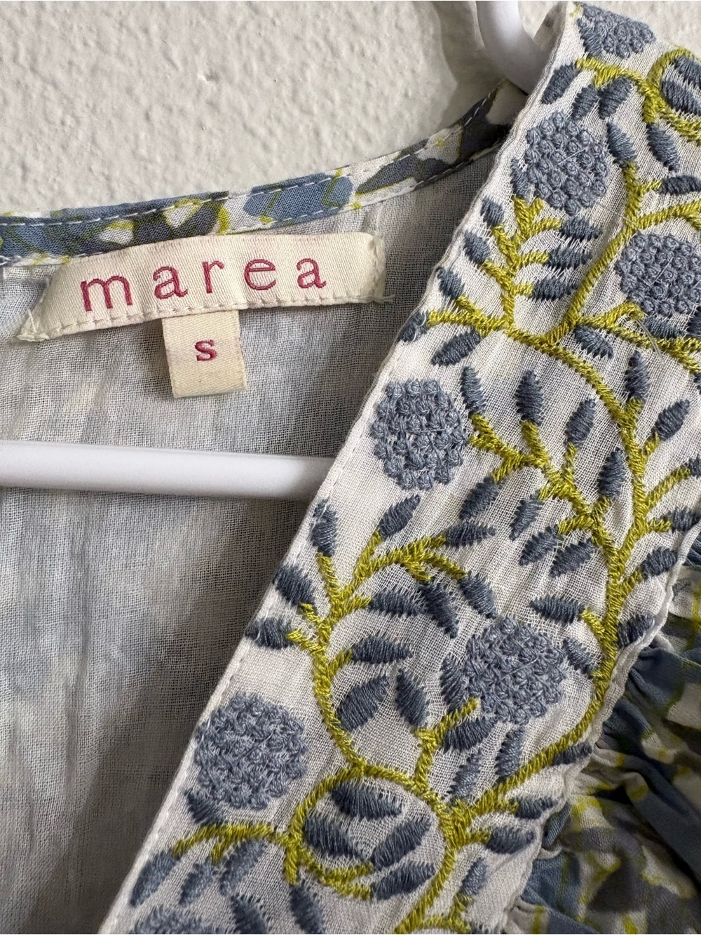MAREA Embroidered Floral Top in Blue and Green - Picture 4 of 11